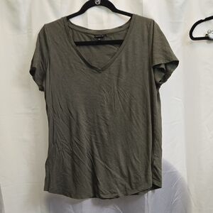 Torrid Green Relaxed Fit Short Sleeve Tee